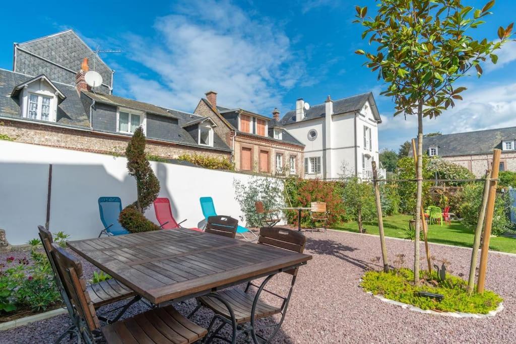 Gite Le Doris Avec Place De Stationnement Privee Incluse Étretat Exteriör bild